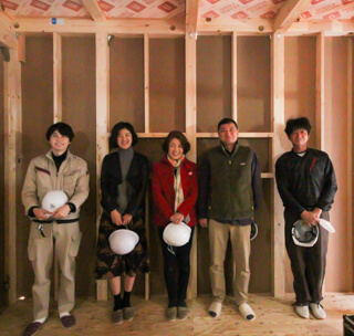 建築中は現場へ行かれましたか?