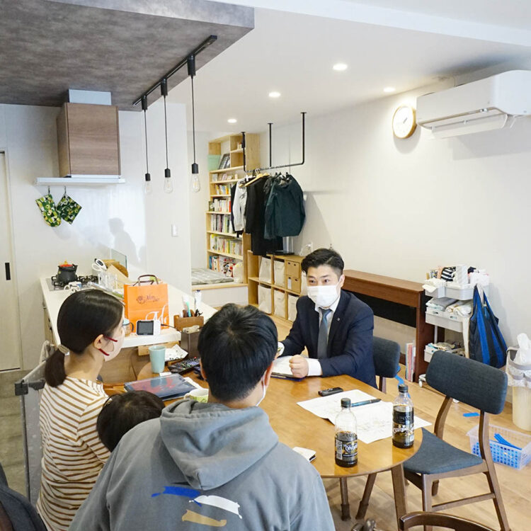 他にも検討している会社さんとかありましたか?