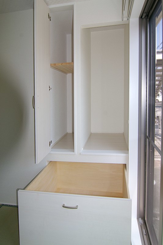 この造作家具――収納は奥様のオーダー